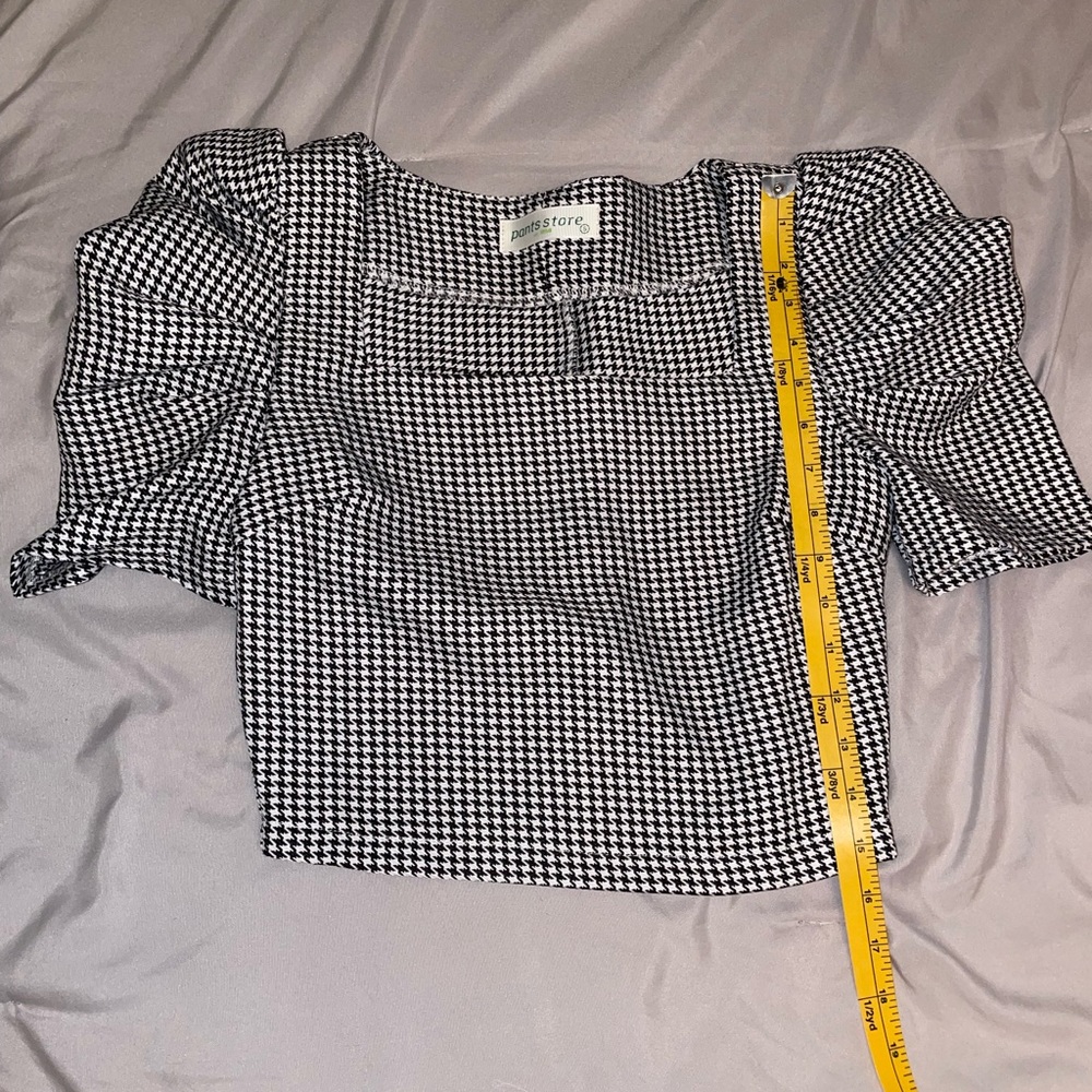 Classic Black and White Houndstooth Women's Top - Picture 2 of 4